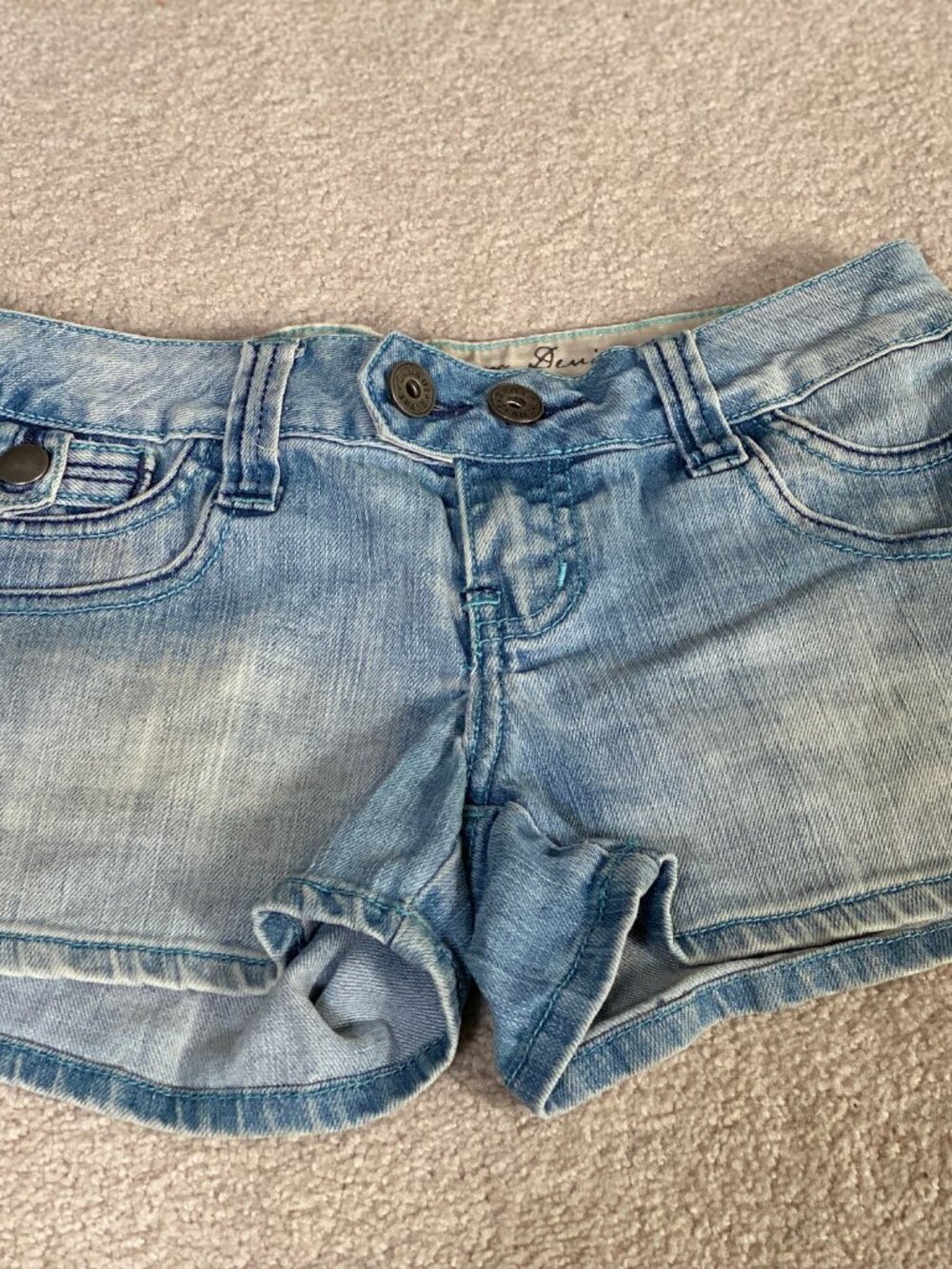 Zana Di Size 3 Short Shorts